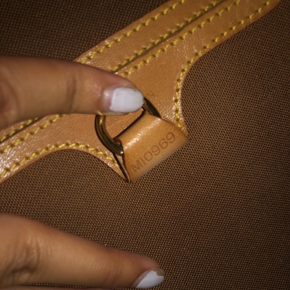 💛 Authentic Louis Vuitton MM Ellipse - Picture 5 of 8